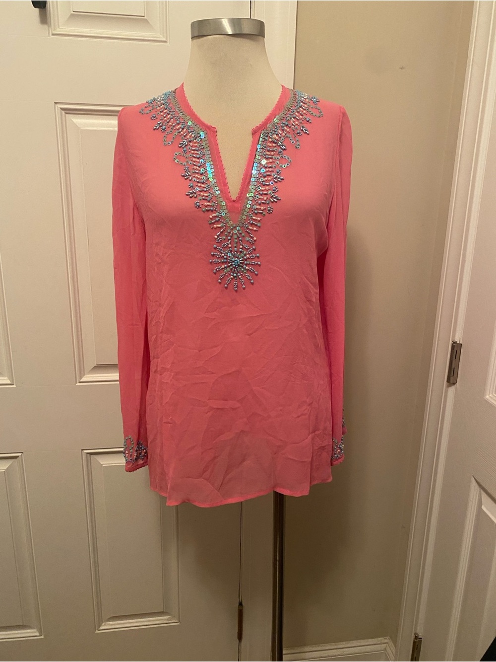 Beaded Embellished Pink V-Neck Tunic Top